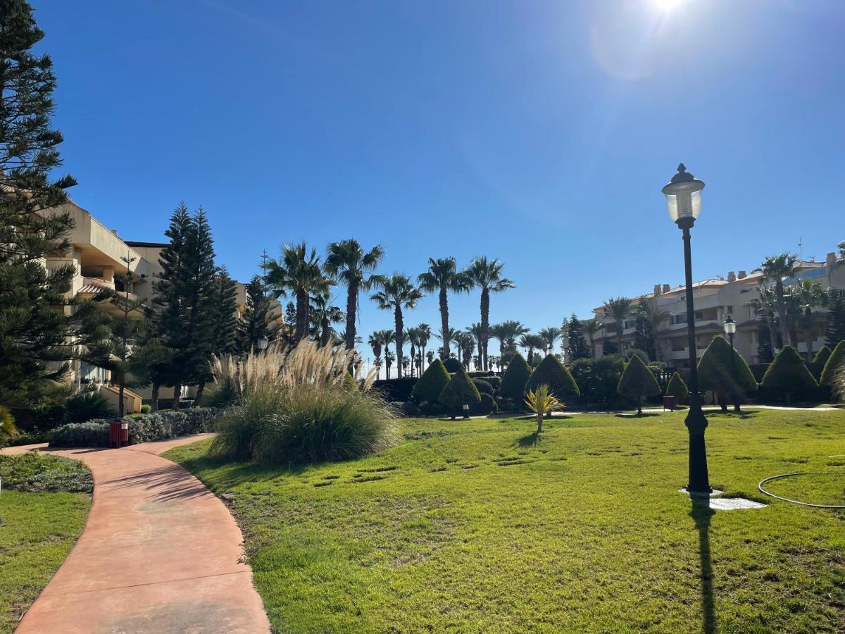 Appartement Moderna Y Alegre Vivienda Junto Al Mar . à Roquetas de Mar Extérieur photo