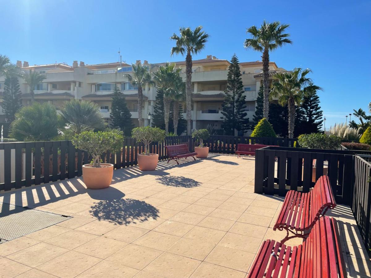 Appartement Moderna Y Alegre Vivienda Junto Al Mar . à Roquetas de Mar Extérieur photo