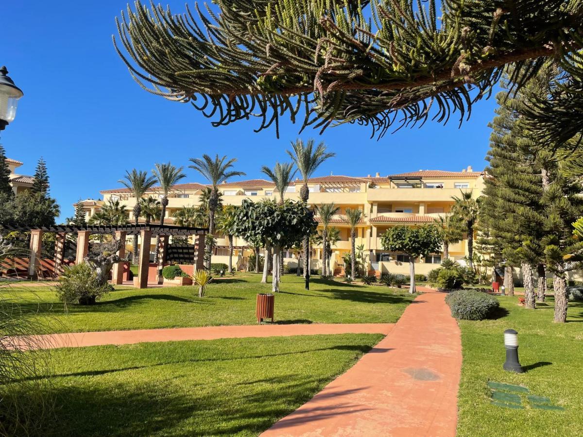 Appartement Moderna Y Alegre Vivienda Junto Al Mar . à Roquetas de Mar Extérieur photo